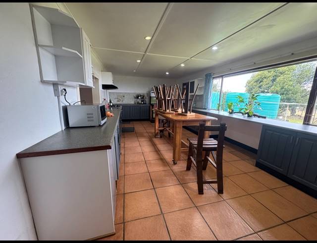 6 BEDROOM HOUSE TO LET IN HOWICK RURAL
